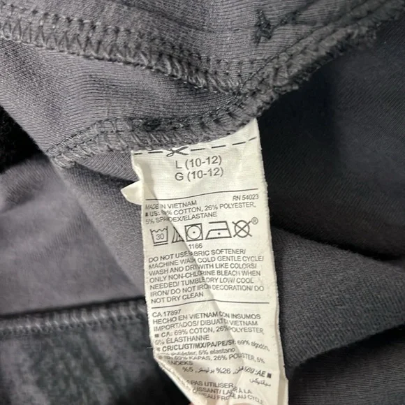 Old Navy Gray Hooded Sweatshirt Front Hand Warmer Pocket Youth (L) 10/12 - Picture 6 of 6